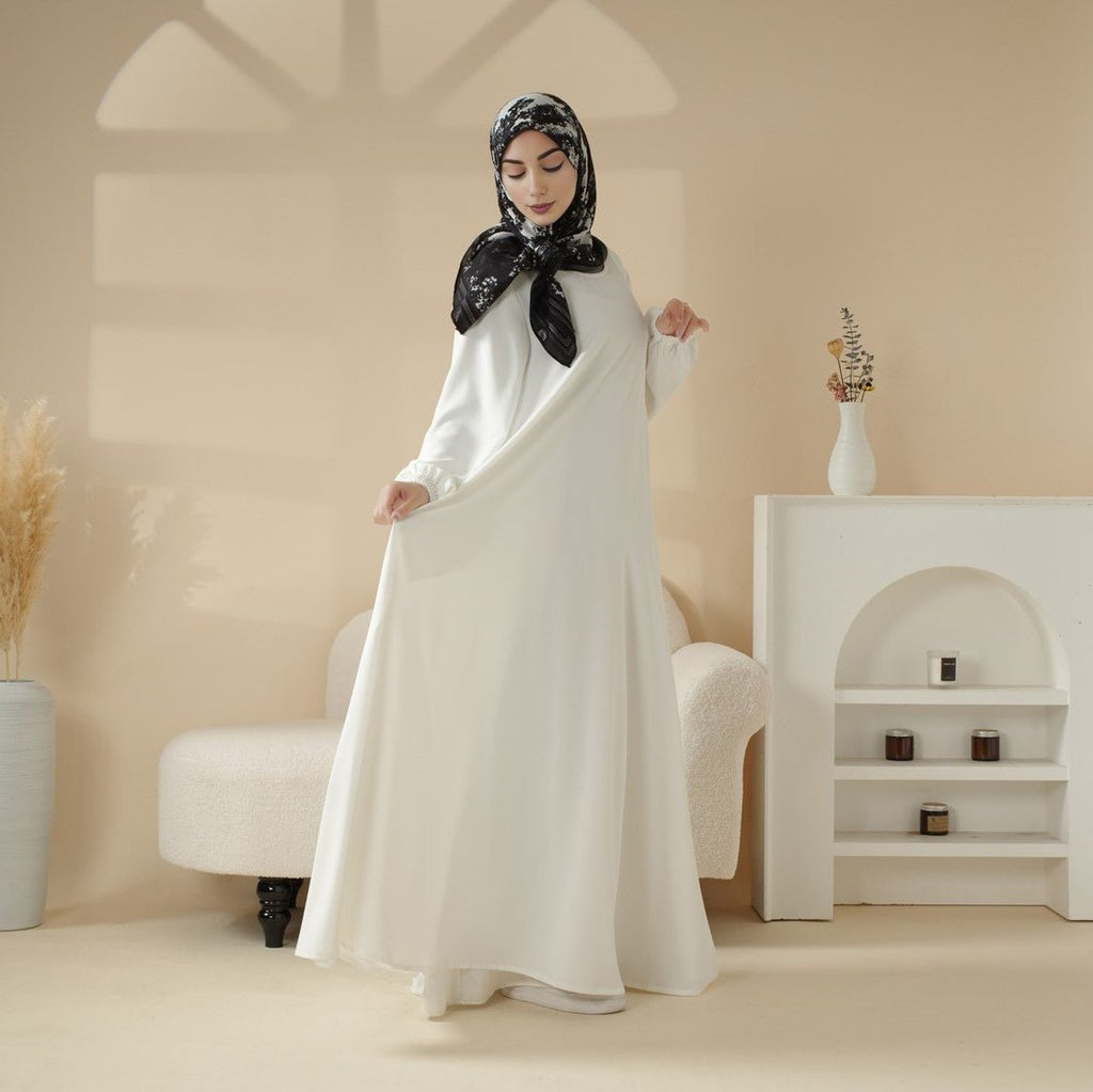 Abaya Essential