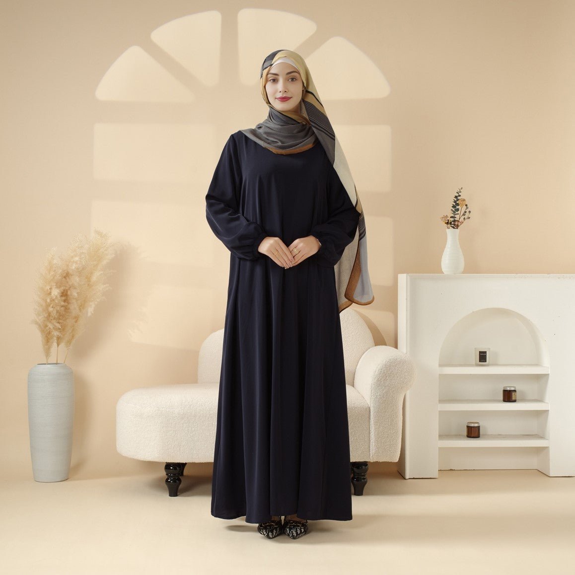 Abaya Essential
